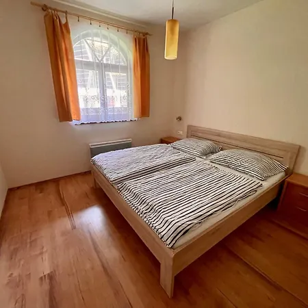 Laura - Chopok * Tale